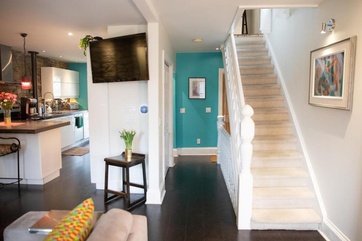 Apartamento Kingstonstays Spacious Historic Downtown Stableman's House Loft Kingston