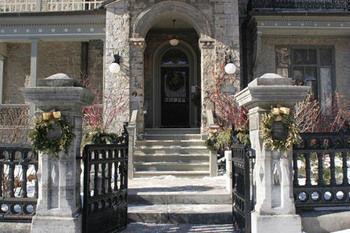 Inn Rosemount 3*