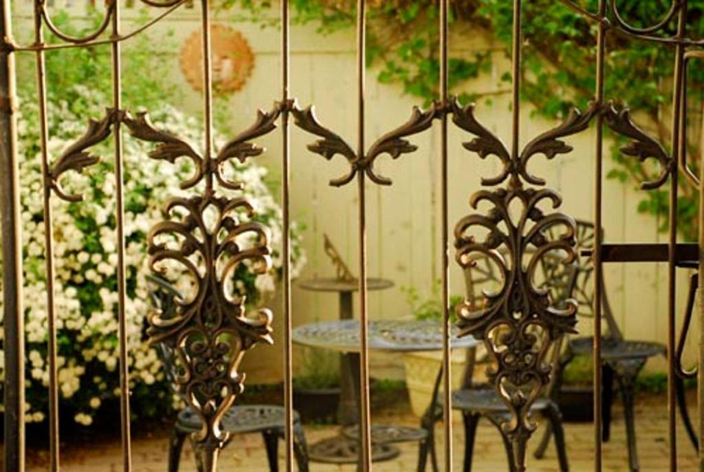 The Secret Garden 4*