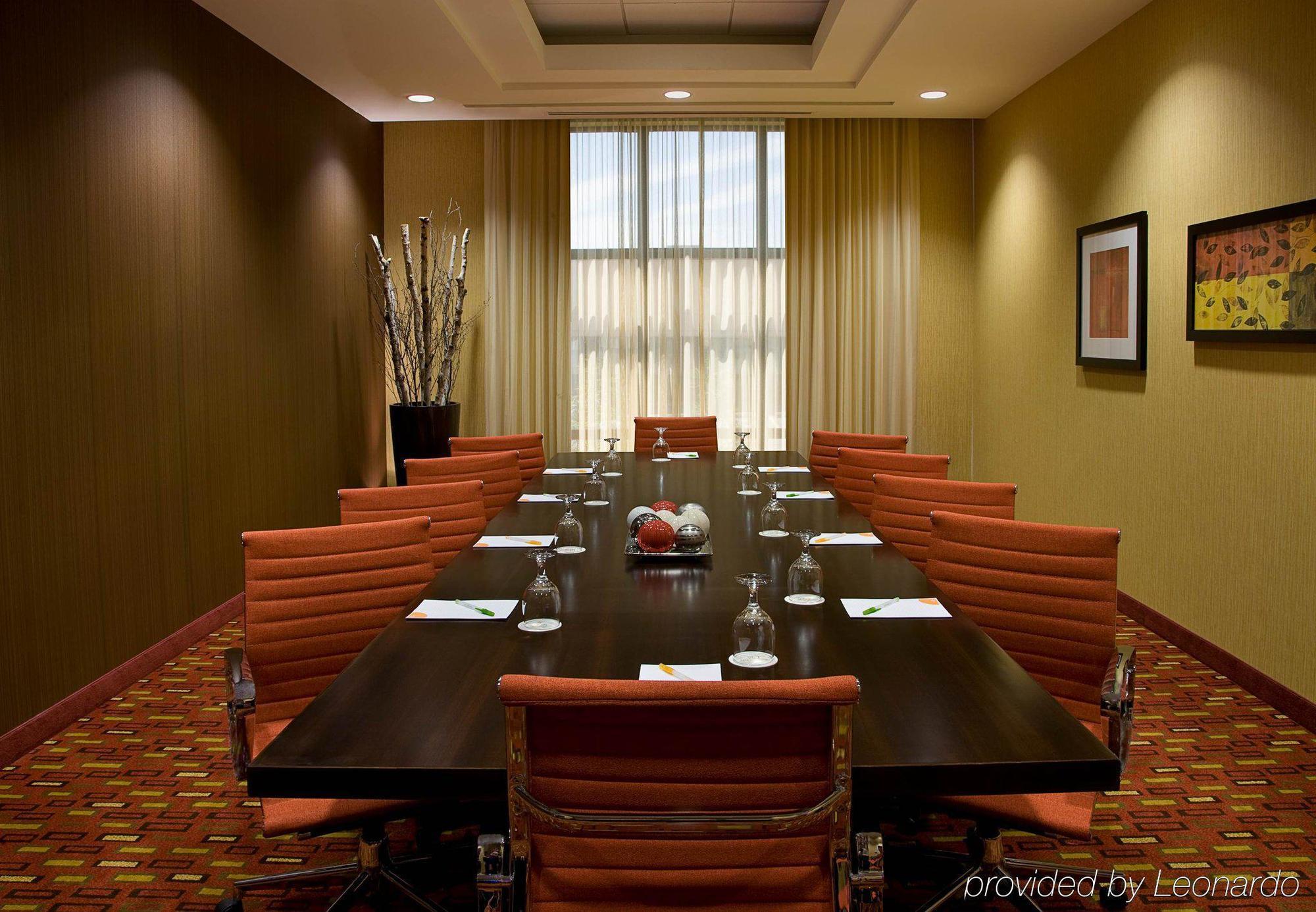Courtyard By Marriott Highway 401 Kingston