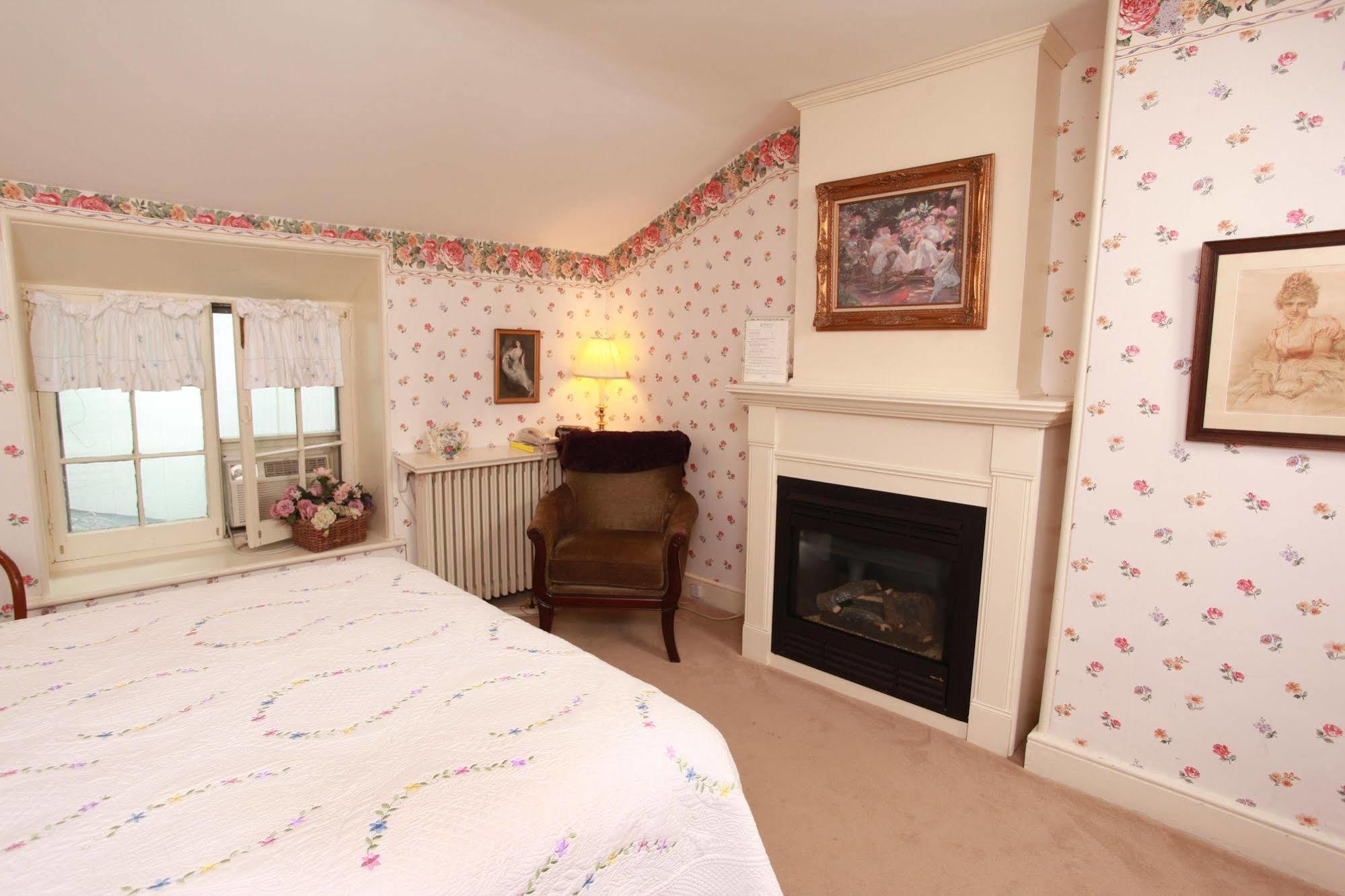 Rosemount Inn 3*