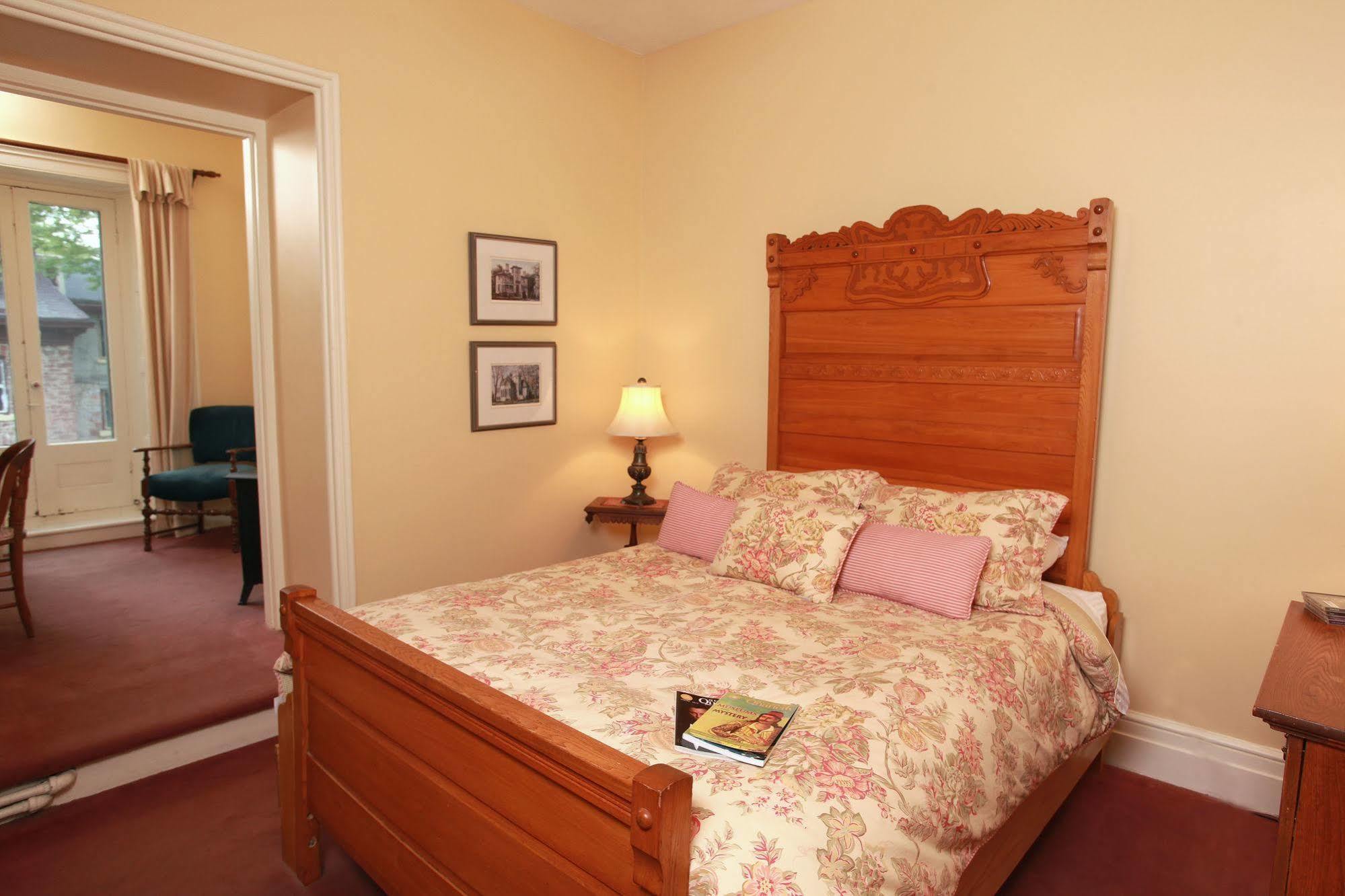 Inn Rosemount