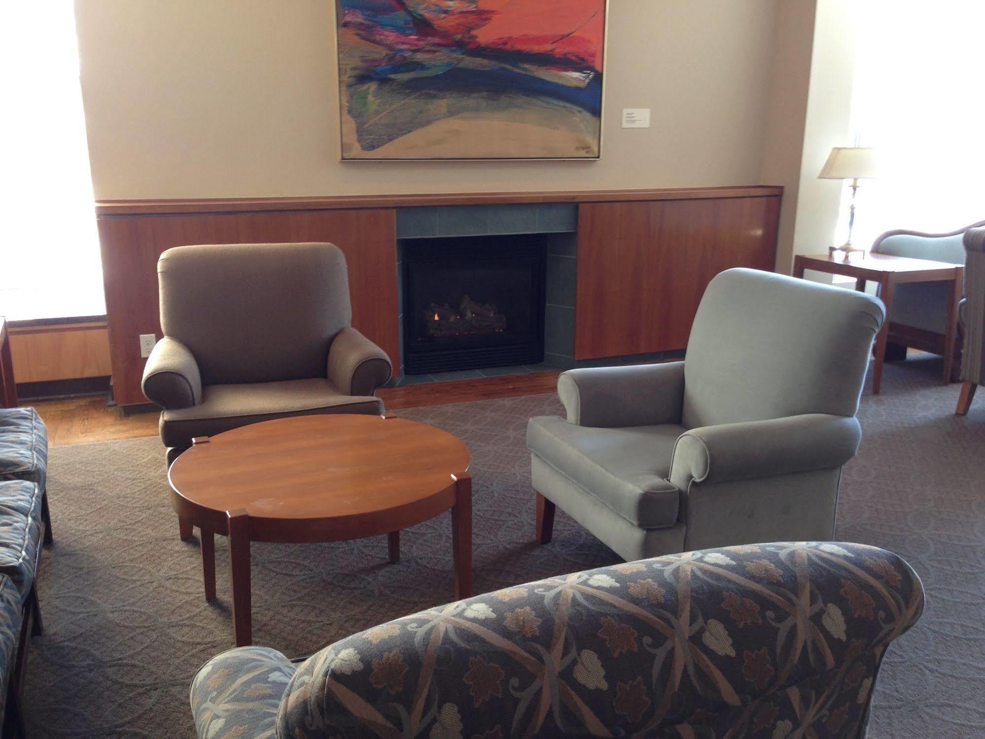 Donald Gordon And Conference Centre Hotel 3*