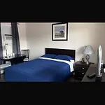 Hilltop Motel