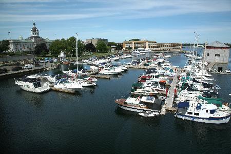 Delta By Marriott Waterfront 4*