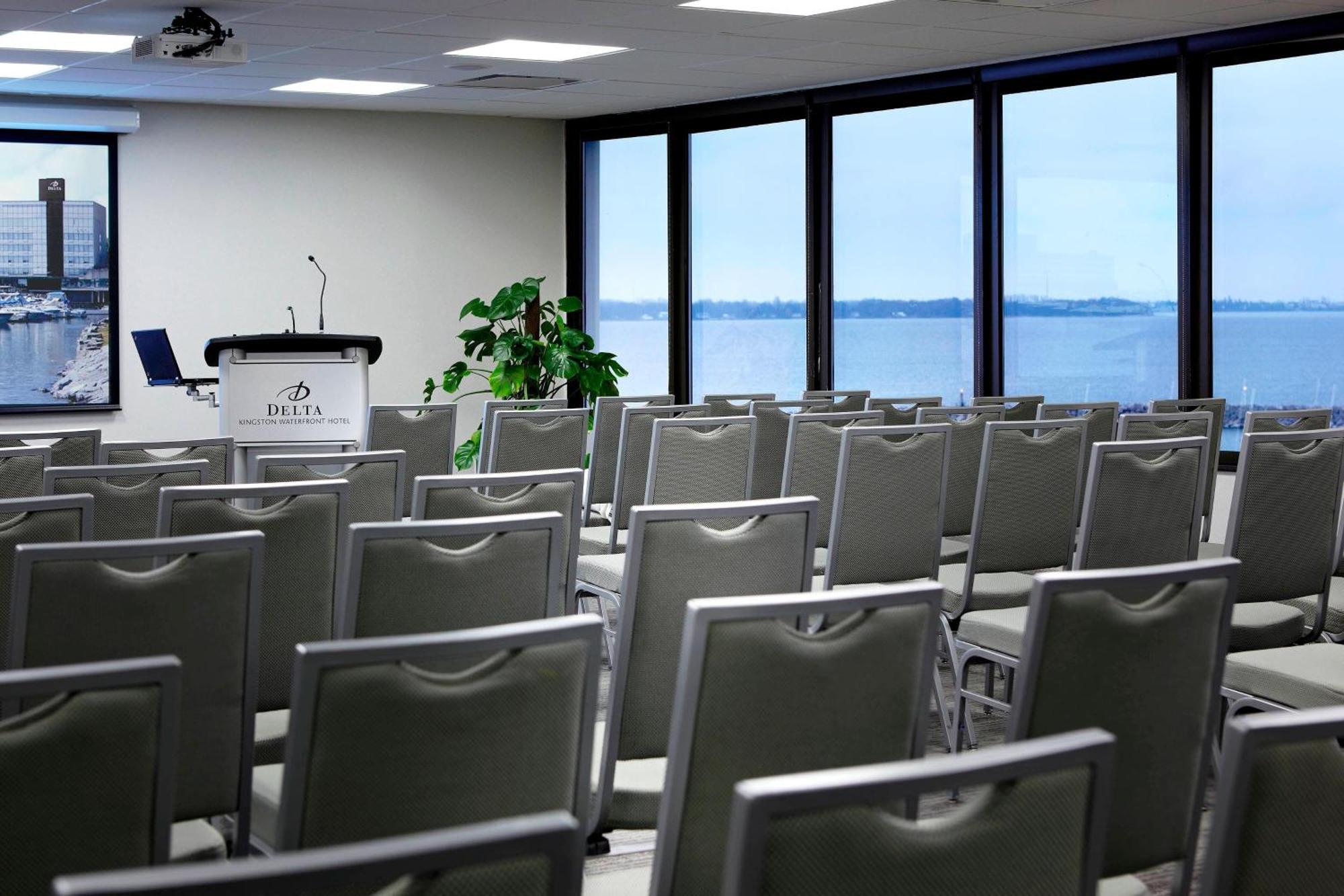 Delta By Marriott Waterfront 4* Kingston