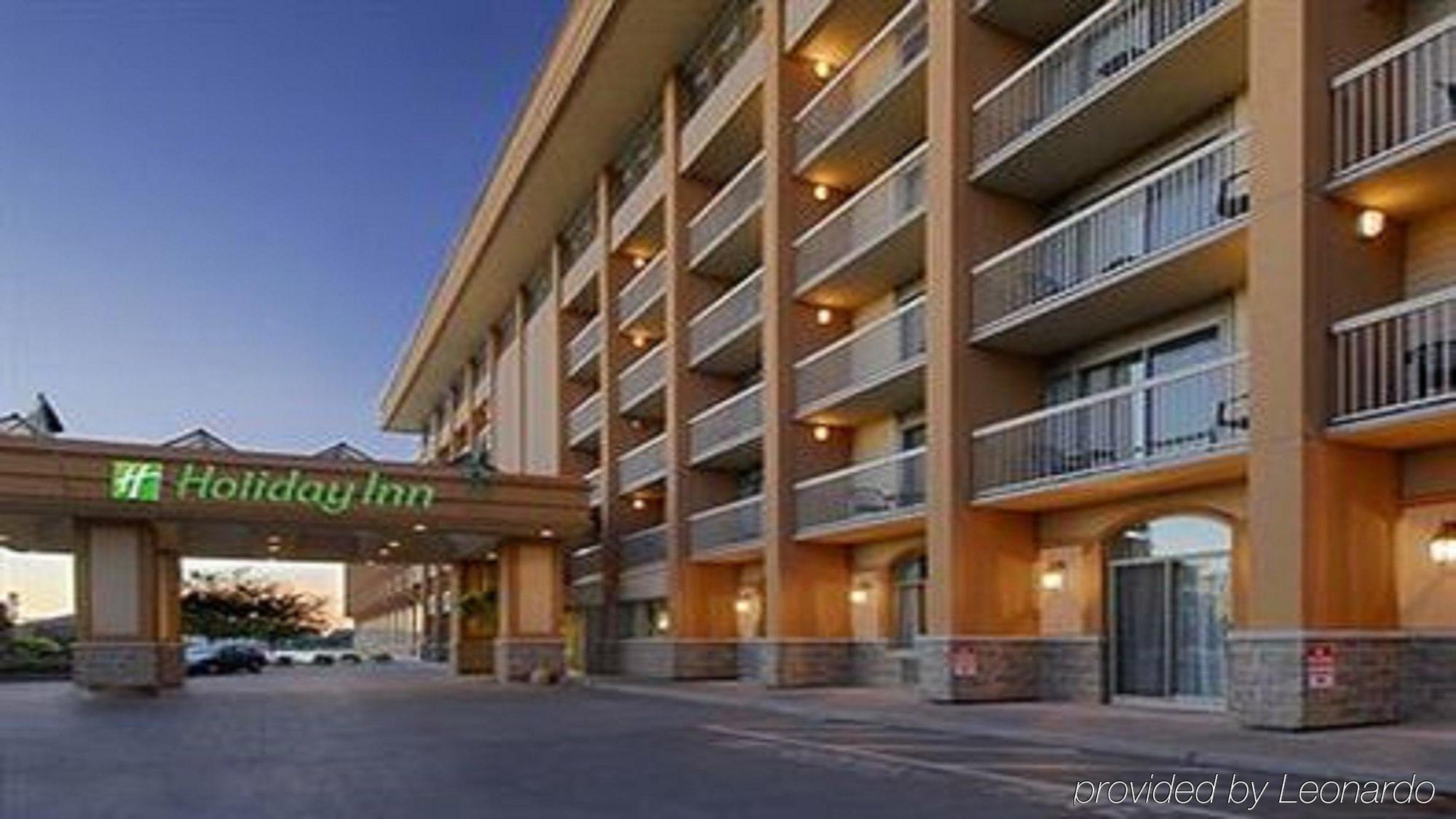 Delta By Marriott Waterfront