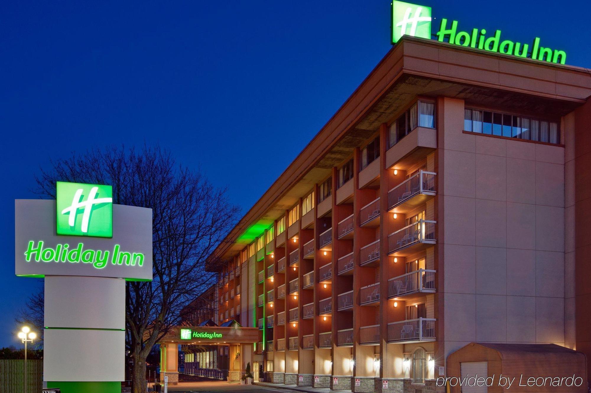 Hotel Delta By Marriott Waterfront Kingston