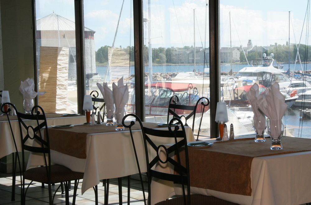 Hotel Delta By Marriott Waterfront